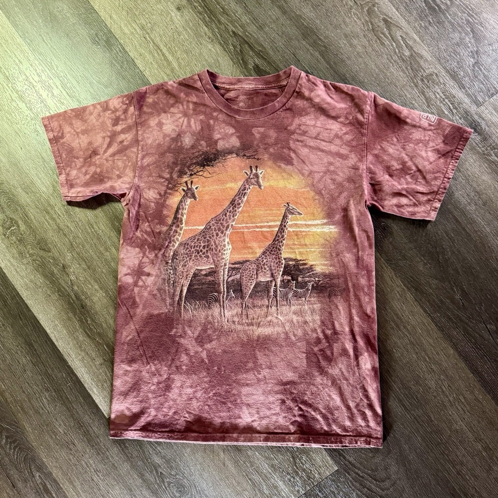 The Mountain Tie-dye Giraffe Graphic Women's Medium‎ Tee